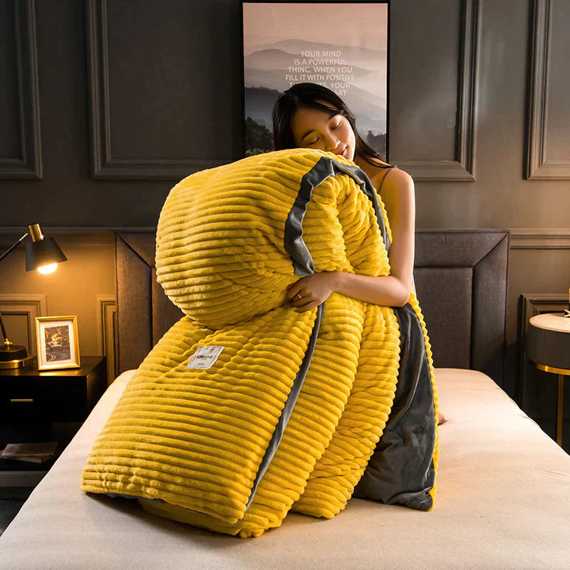 Luxurious Velvety Fleece Duvet Cover – King Size, Soft and Comfortable Bedding for Ultimate Warmth
