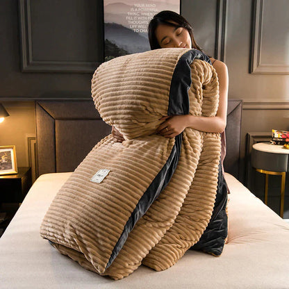 Luxurious Velvety Fleece Duvet Cover – King Size, Soft and Comfortable Bedding for Ultimate Warmth