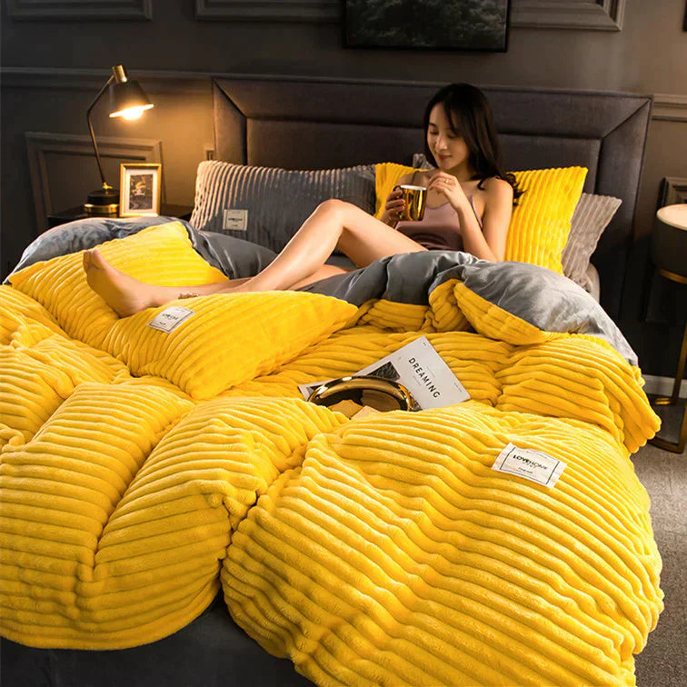 Luxurious Velvety Fleece Duvet Cover – King Size, Soft and Comfortable Bedding for Ultimate Warmth
