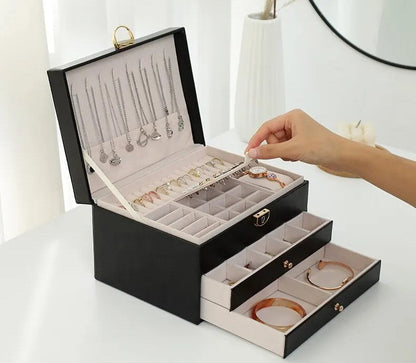 Multilayer Leather Jewelry Box for Women – Stylish Travel Jewelry Case and Organizer with Soft Interior